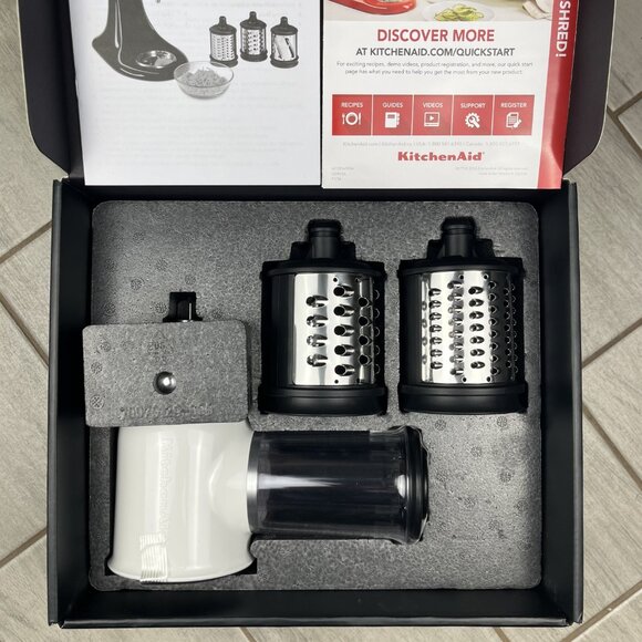 KitchenAid Fresh Prep Shredder Attachment White - NEW - Picture 8 of 9